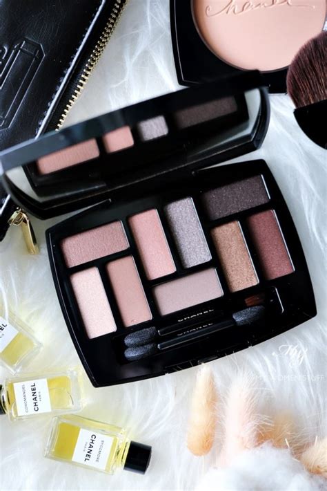 chanel les beiges 9 pan palette les indispensables|Chanel Les Indispensables Les 9 Ombres Multi.